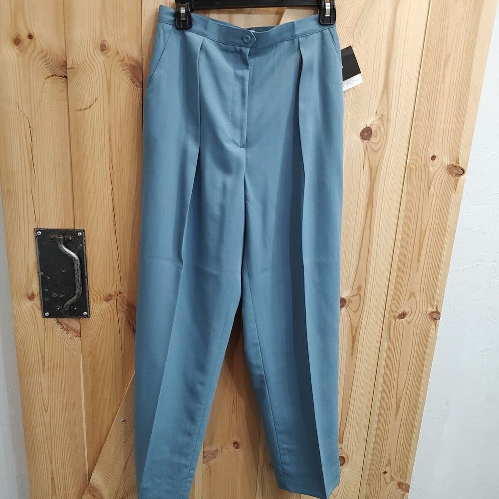 Valerie Stevens blue Dress Pants Womens Sz 12 business casual career pleated
